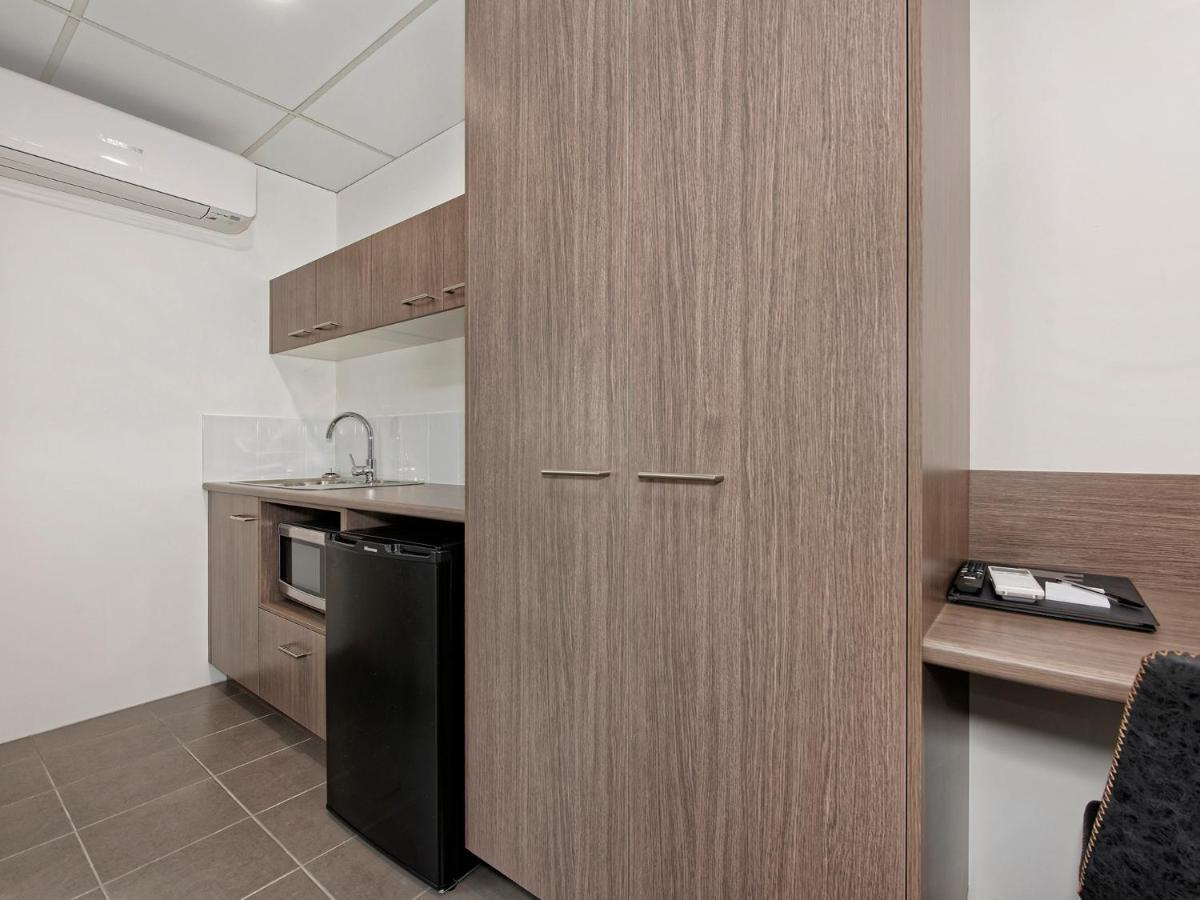 בונדברג Chalet Motor Inn מראה חיצוני תמונה
